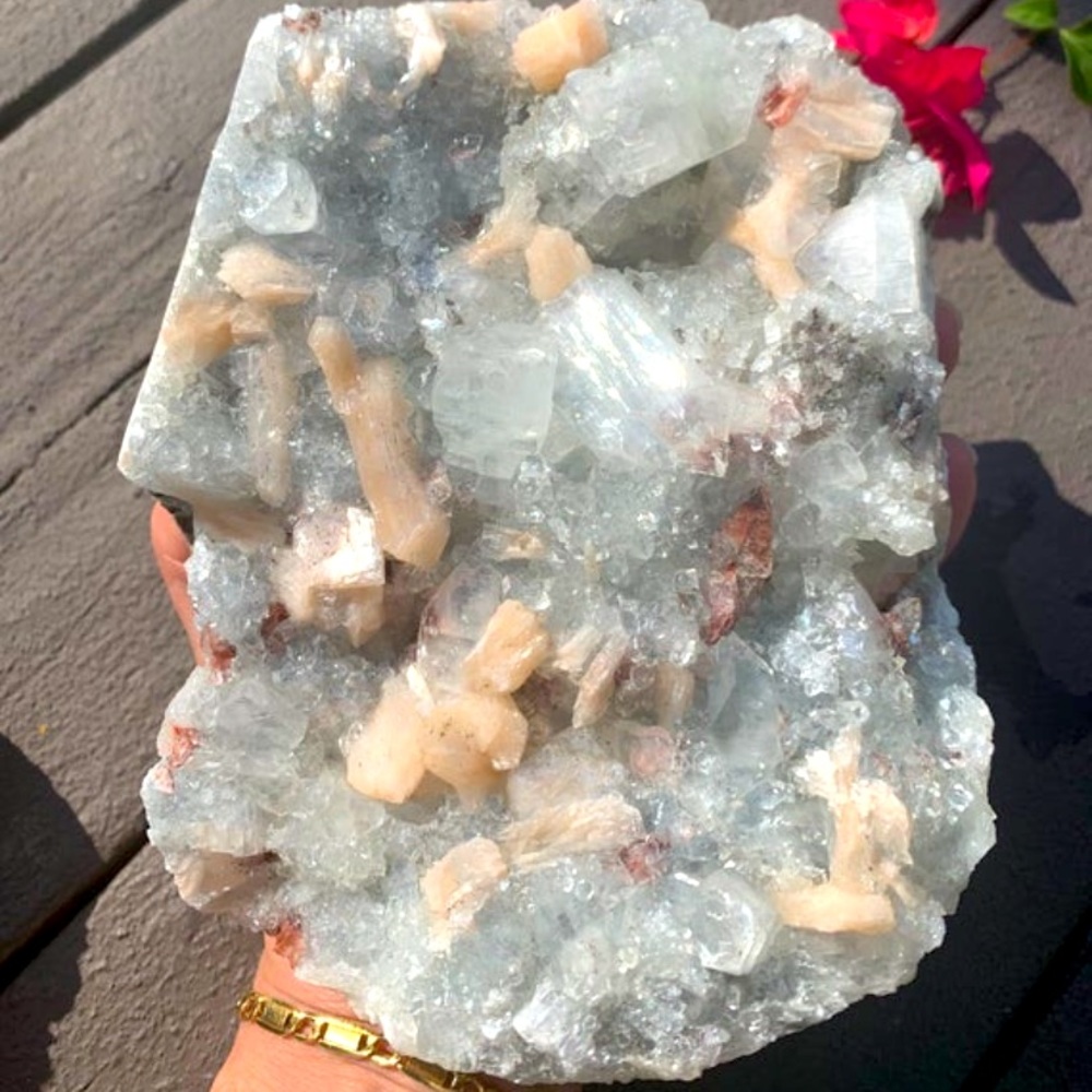 Lovely Stilbite Apophyllite Heulandite Crystal